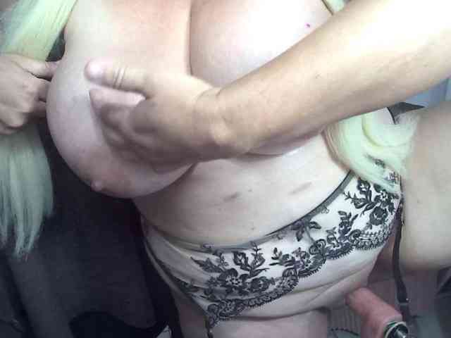 AlissaBecker webcam