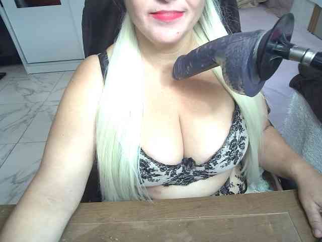 Modelo: AlissaBecker