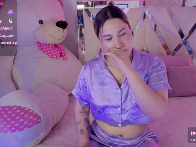 SAAYA-TAY's BongaCams show and profile