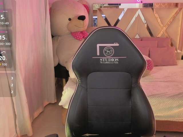 SAAYA-TAY's BongaCams show and profile