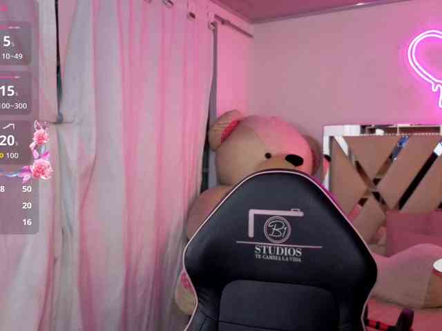 SAAYA-TAY webcam