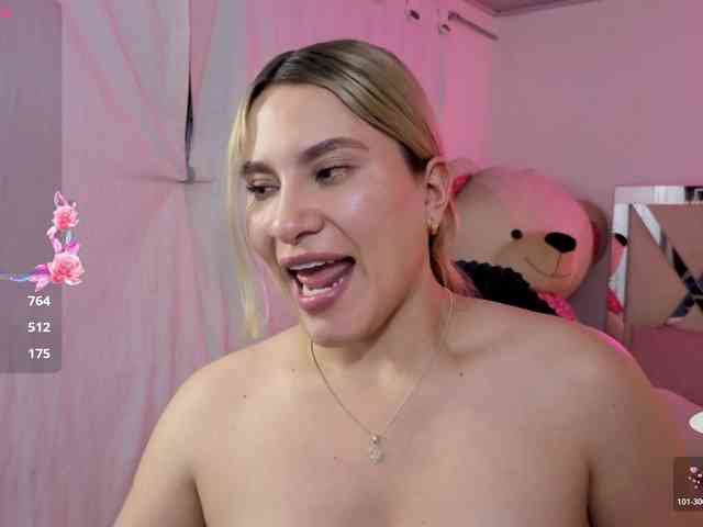 SAAYA-TAY webcam