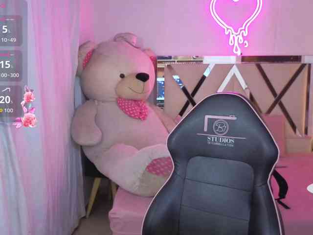 SAAYA-TAY webcam
