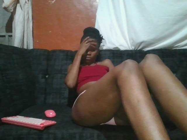 slim-girl01 live cam on BongaCams
