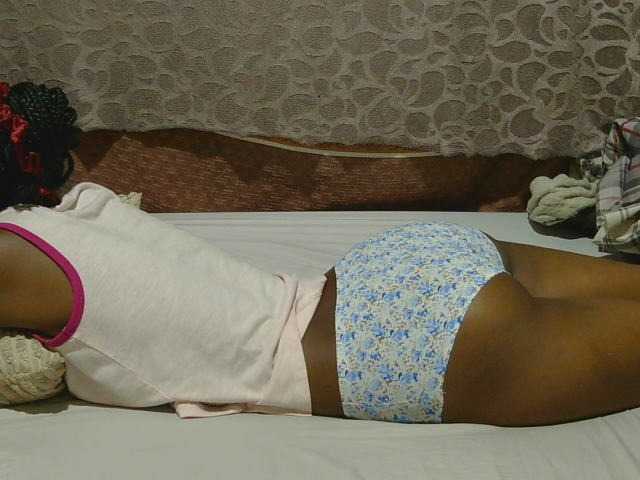 slim-girl01 live cam on BongaCams