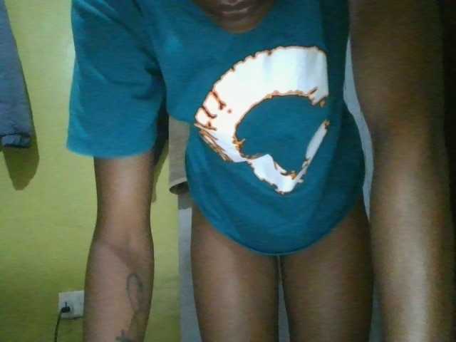 slim-girl01 live cam on BongaCams
