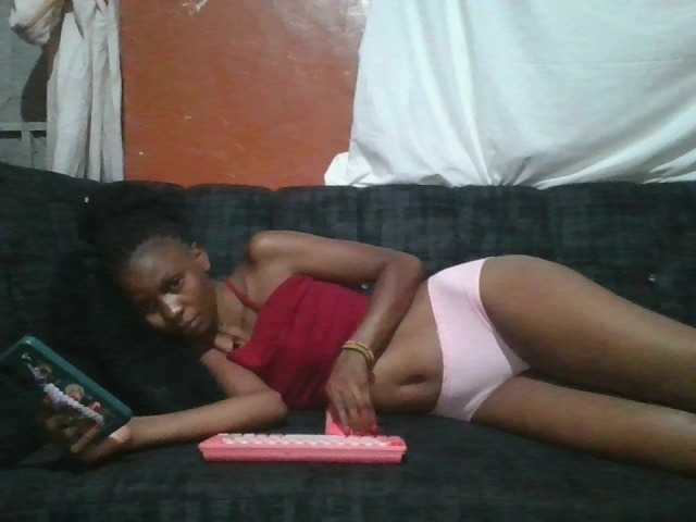 slim-girl01 live cam on BongaCams