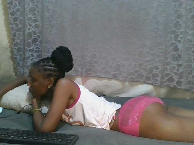 slim-girl01 live cam on BongaCams