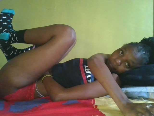 slim-girl01 live cam on BongaCams