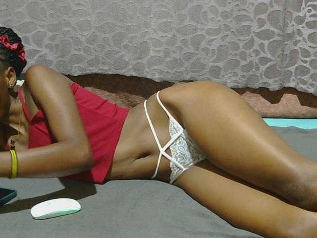 slim-girl01 live cam on BongaCams