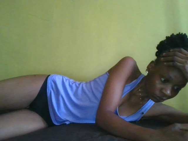 slim-girl01 live cam on BongaCams