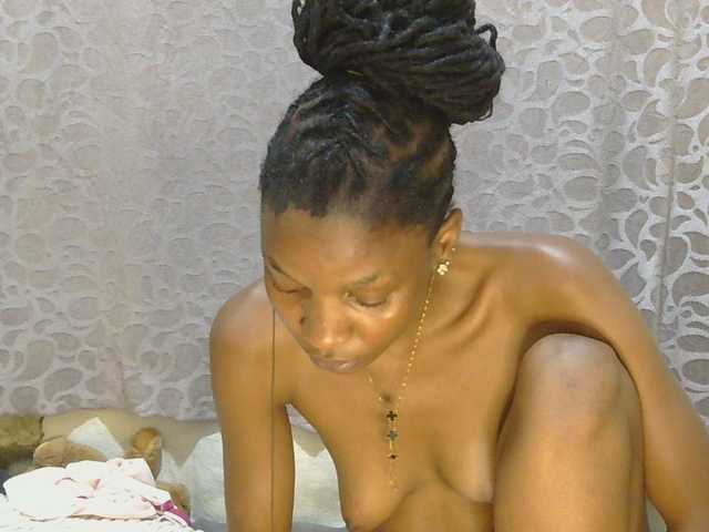 slim-girl01 live cam on BongaCams