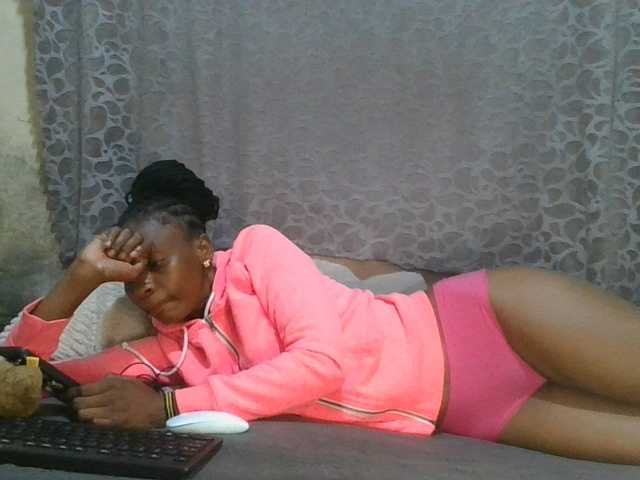 slim-girl01 live cam on BongaCams