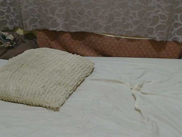 slim-girl01 live cam on BongaCams