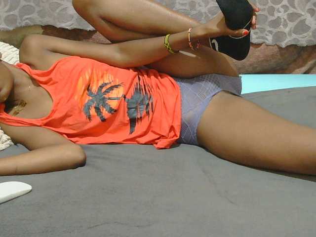 slim-girl01 live cam on BongaCams