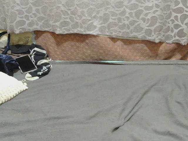 slim-girl01 live cam on BongaCams