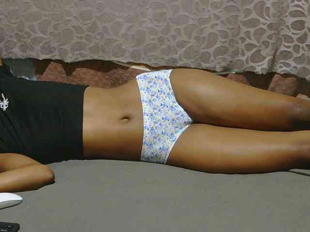 slim-girl01 webcam