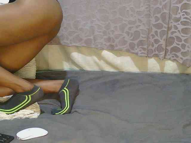 slim-girl01 webcam