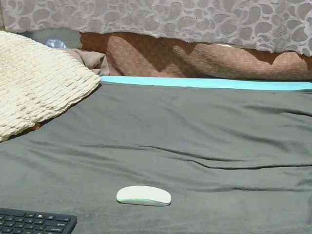 slim-girl01 webcam