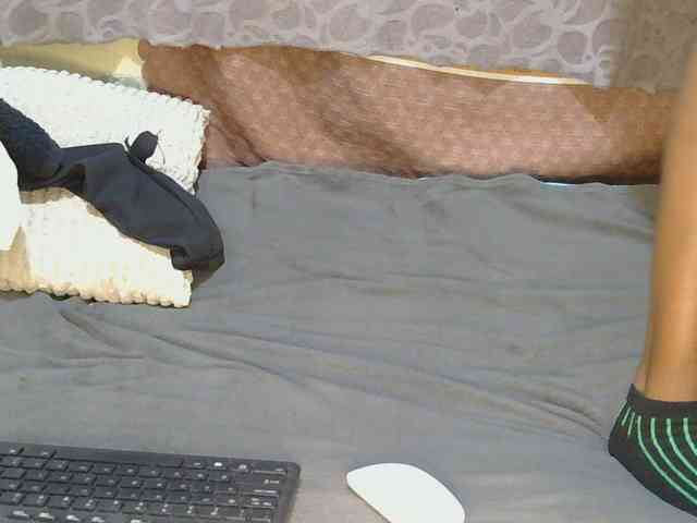 slim-girl01 webcam