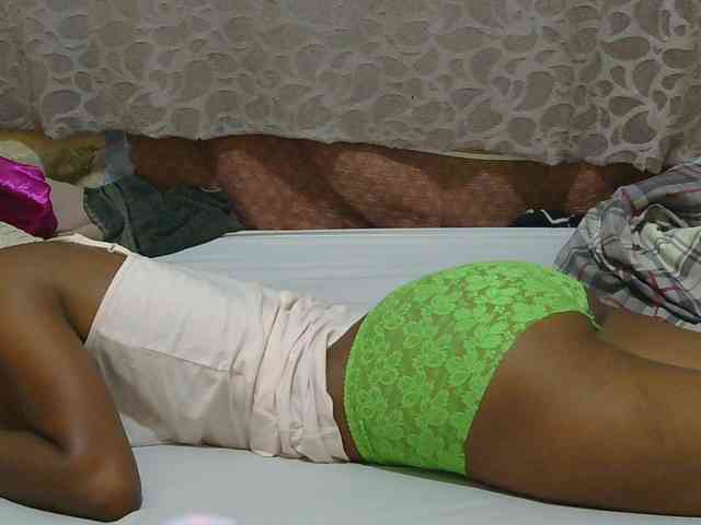 slim-girl01 webcam