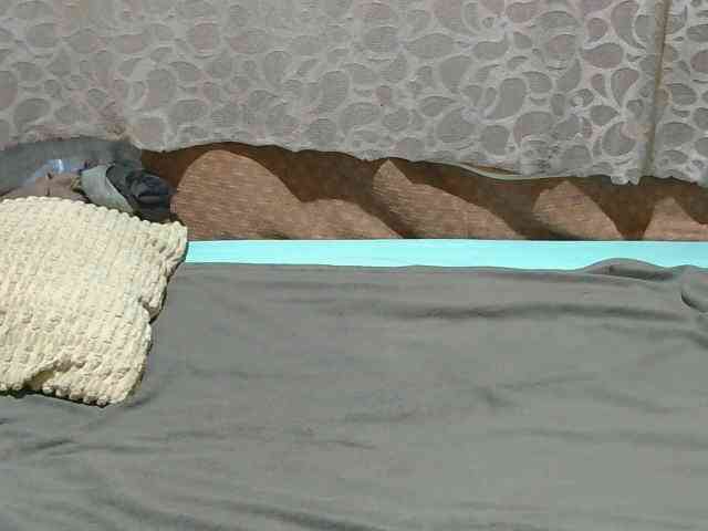 slim-girl01 webcam