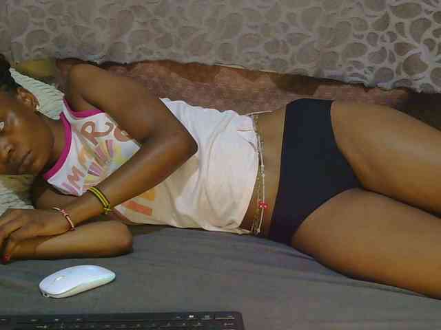 slim-girl01 webcam