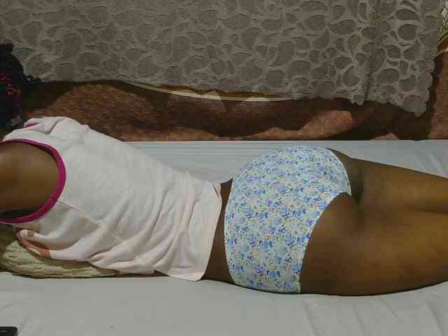slim-girl01 webcam