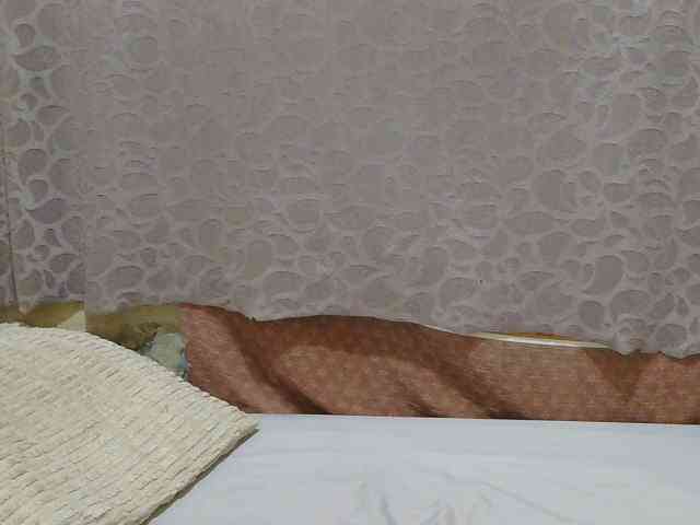 slim-girl01 webcam