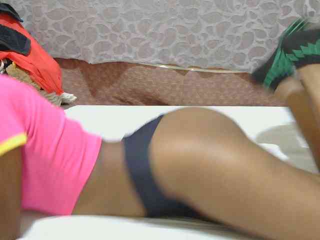 slim-girl01 webcam