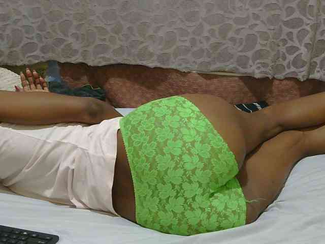 slim-girl01 webcam