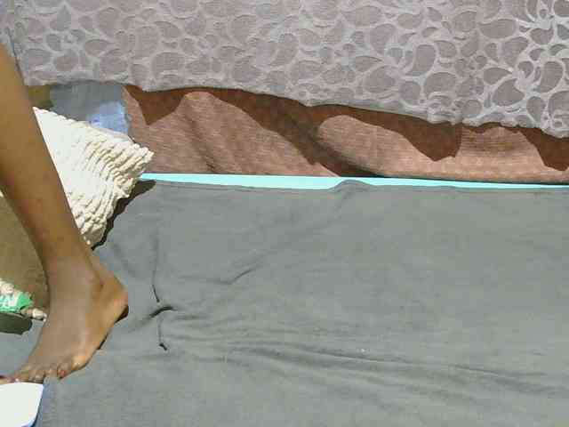 slim-girl01 webcam