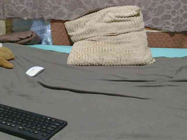 slim-girl01 webcam