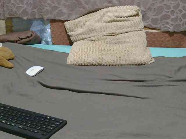 slim-girl01 webcam
