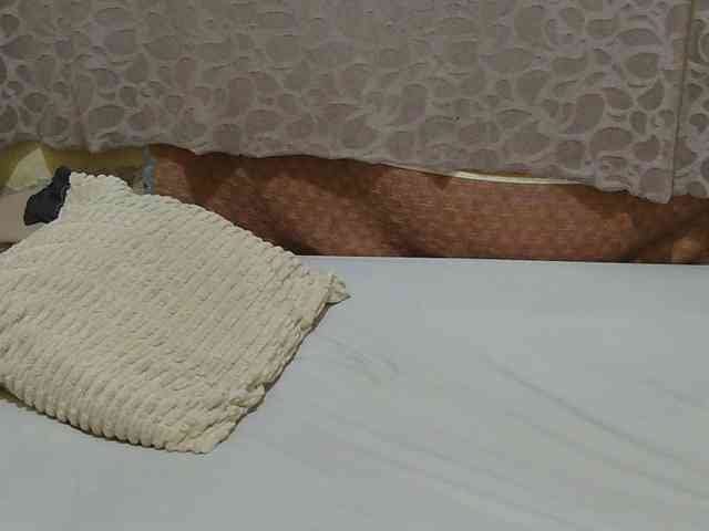 slim-girl01 webcam