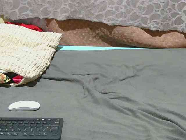 slim-girl01 webcam