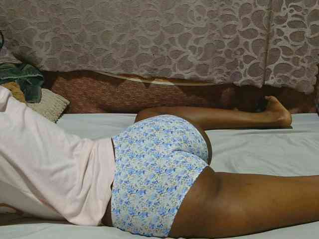 slim-girl01 webcam