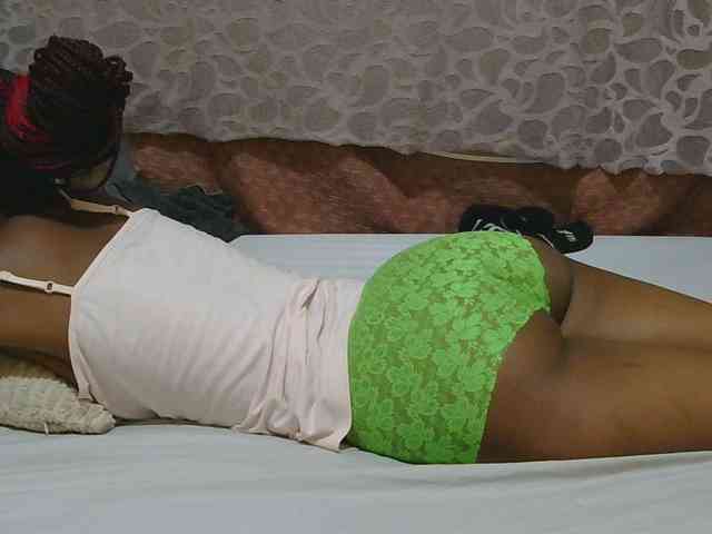 slim-girl01 webcam