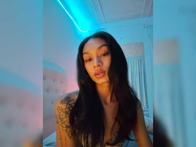 Leaberry live webcam show