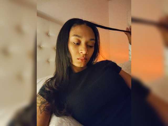 Leaberry live webcam show