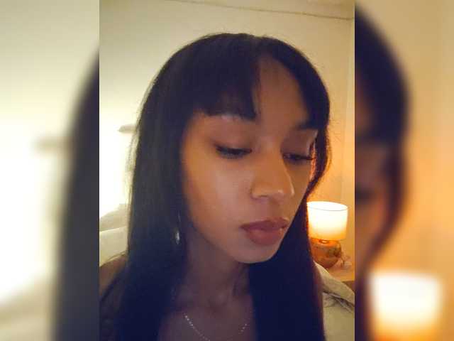 Leaberry live cam on BongaCams