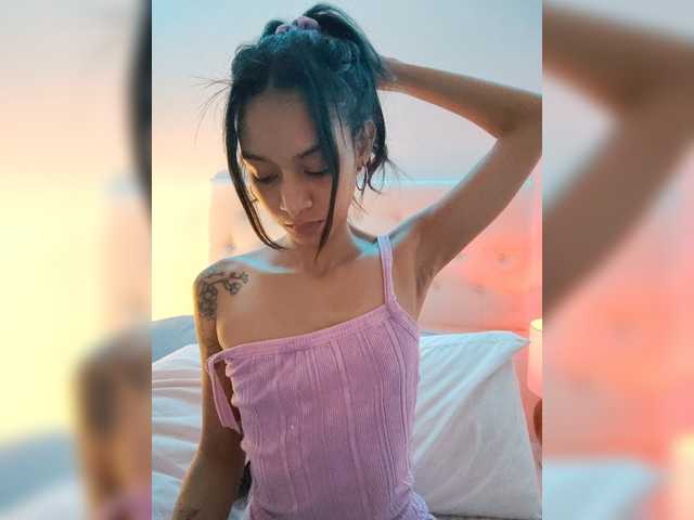 Leaberry live webcam show