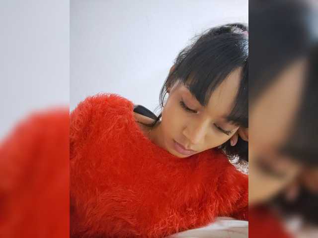 Leaberry live cam on BongaCams
