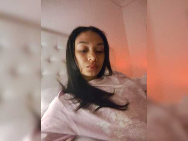 Leaberry live cam on BongaCams