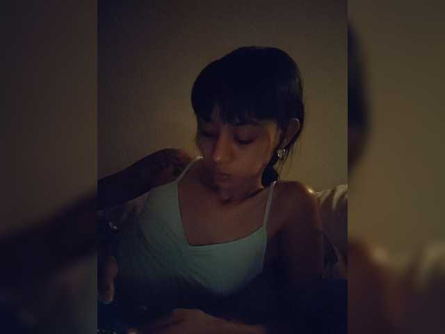 Leaberry live cam preview