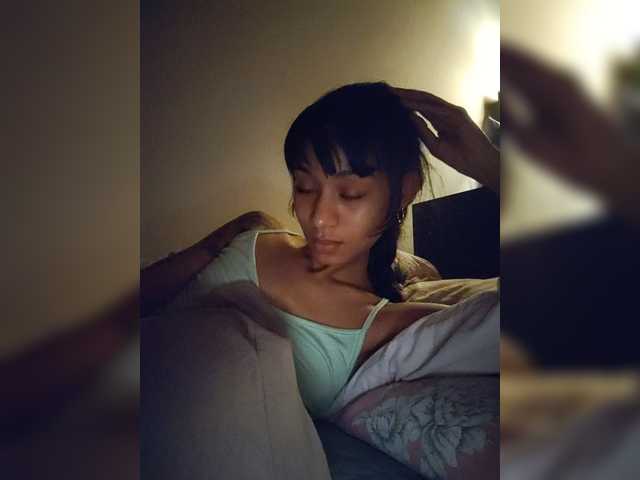 Leaberry live cam on BongaCams