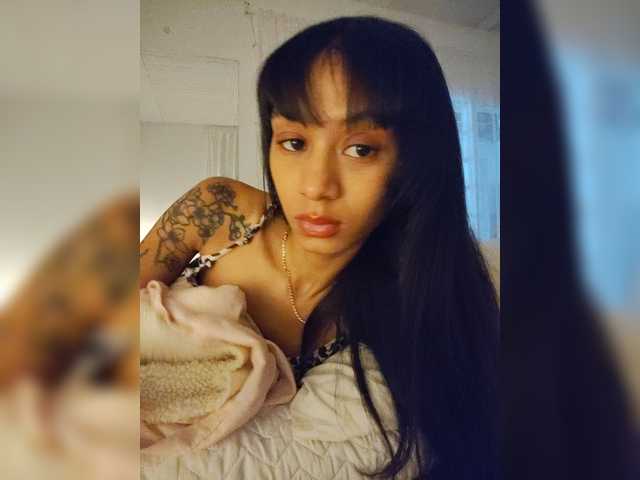 Leaberry live cam on BongaCams