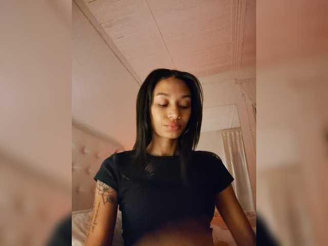 Leaberry live webcam show