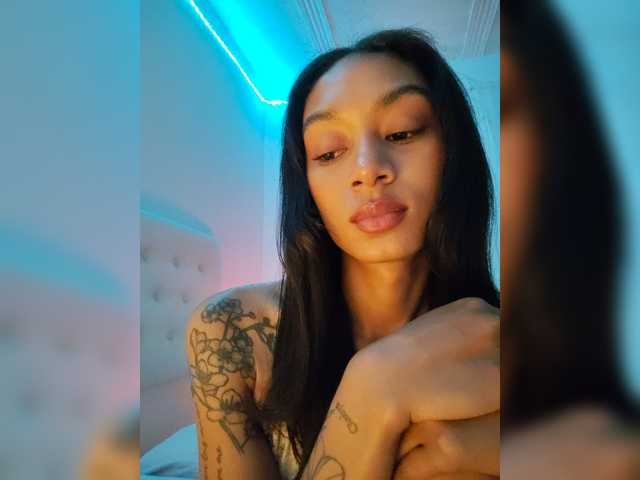 Leaberry live webcam show
