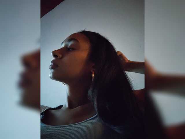 Leaberry live webcam show